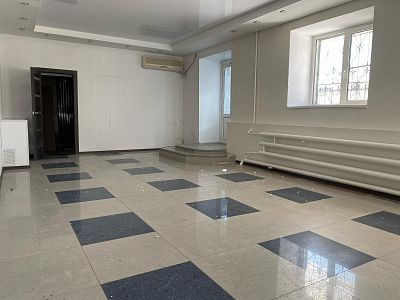 Купить помещение свободного назначения г Хабаровск, ул Ленина, д 3 13500000 рублей