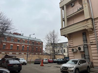 Купить квартиру г Москва, Лубянский проезд, д 17 78000000 рублей