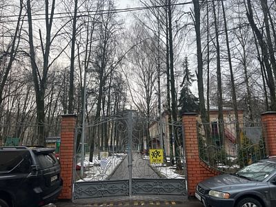 Купить квартиру г Москва, Ленинский пр-кт, д 90 40000000 рублей