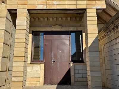 Купить дом г Красногорск, деревня Захарково 100000000 рублей