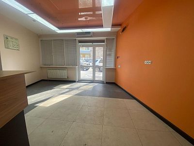 Снять офис г Хабаровск, ул Запарина, д 135б 140000 рублей