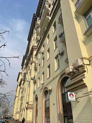 Купить помещение свободного назначения г Москва, Кутузовский пр-кт, д 30 44900000 рублей