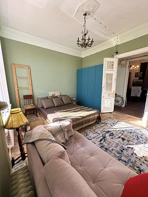 Купить квартиру г Москва, Кремлевская наб, д 1/9 стр 9 65000000 рублей