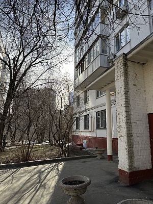 Купить квартиру г Москва, ул Трехгорный Вал, д 3 18200000 рублей