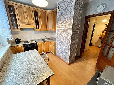 Снять квартиру г Москва, ул Сивашская, д 7 к 2 65000 рублей