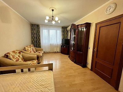 Снять квартиру г Москва, ул Сивашская, д 7 к 2 65000 рублей
