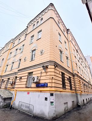 Купить квартиру г Москва, ул Дмитровка Б., д 7/5 стр 3 42000000 рублей
