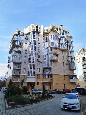 Купить квартиру пгт Сириус, ул Тюльпанов, д 41 к 3 41000000 рублей