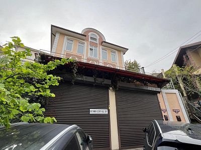Купить дом г Сочи, р-н Хостинский, ул Фурманова, д 10/2 27000000 рублей