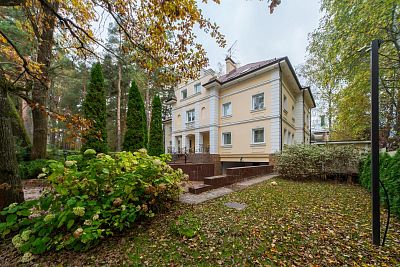 Купить дом г Красногорск, тер. СНТ Урожай (деревня Воронки), д 281 150000000 рублей