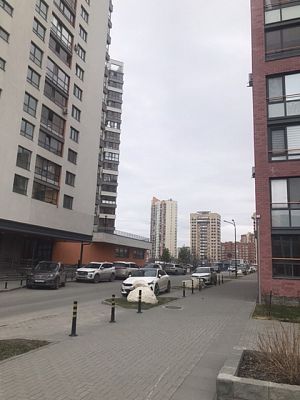 Купить квартиру г Тюмень, ул Ю.-Р.Г.Эрвье, д 30 к 4 13000000 рублей