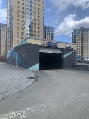 Купить квартиру г Тюмень, ул Мельникайте, д 32 11800000 рублей