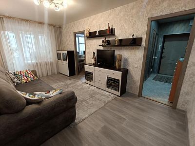 Купить квартиру г Хабаровск, кв-л ДОС (Большой Аэродром), д 9 5400000 рублей