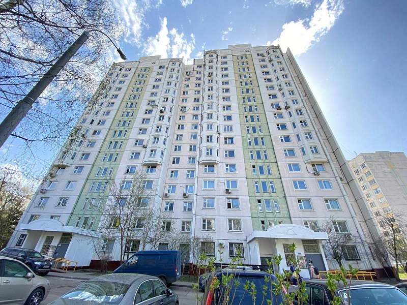 4-комн. квартира, 92.2 м², этаж 2/17