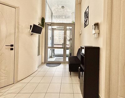 Снять в аренду помещение свободного назначения г Санкт-Петербург, ул Нахимова, д 20 120000 рублей