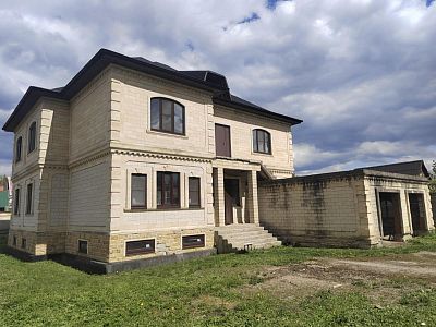 Купить дом г Красногорск, деревня Захарково 100000000 рублей
