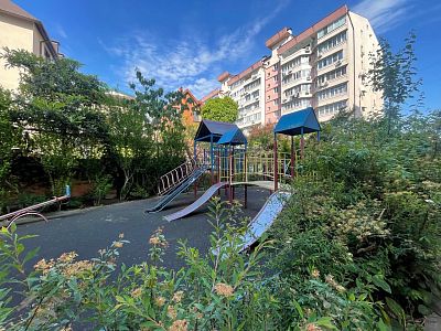 Купить квартиру г Сочи, р-н Адлерский, ул Ленина, д 10 30000000 рублей