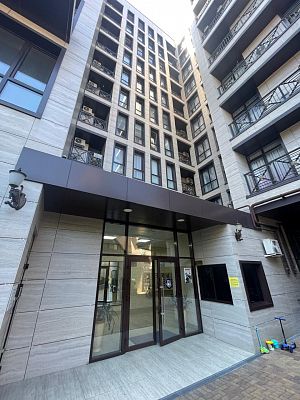 Купить квартиру г Сочи, р-н Адлерский, ул Кирова, д 35 52000000 рублей