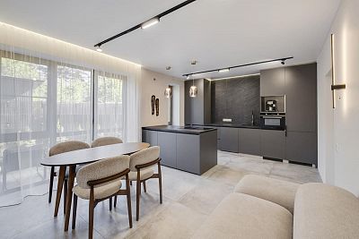 Купить таунхаус Московская область, Ленинский городской округ, Видное, район Расторгуево, Вокзальная улица, 39/1 32800000 рублей