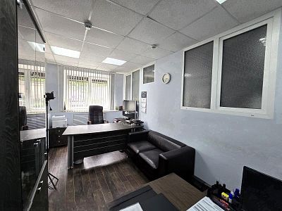 Снять офис г Ростов-на-Дону, пр-кт Богатяновский Спуск, д 2в 112500 рублей