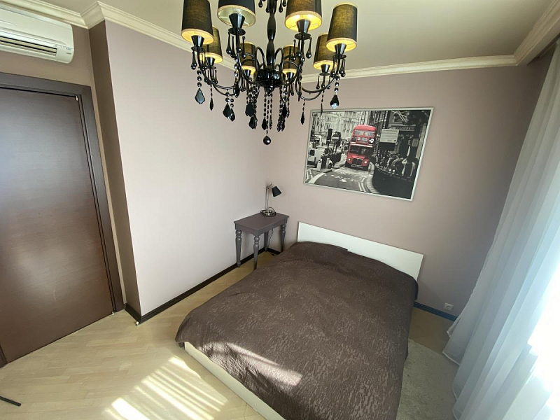 3-комн. квартира, 79.7 м², этаж 10/10