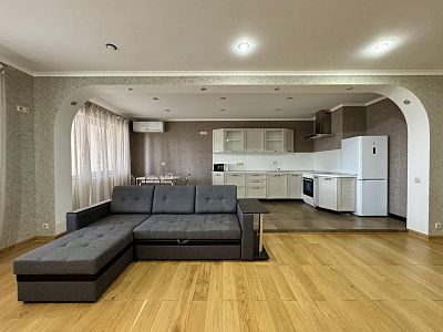 Купить квартиру г Сочи, р-н Адлерский, ул Демократическая, д 43 27800000 рублей