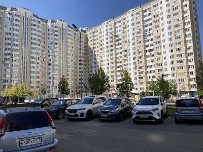 Купить квартиру г Москва, ул Бориса Пастернака, д 25 10100000 рублей