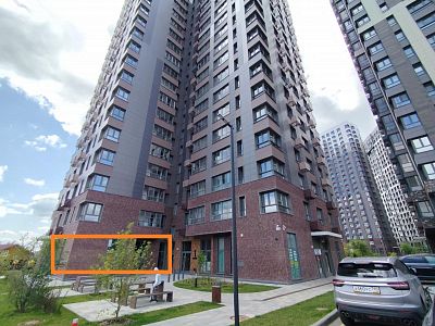 Снять в аренду помещение свободного назначения г Одинцово, мкр Клубничное поле, д 10 140000 рублей