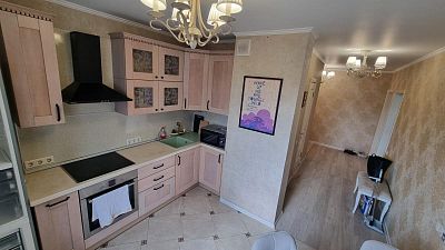 Снять квартиру г Москва, ул Северодвинская, д 9 75000 рублей