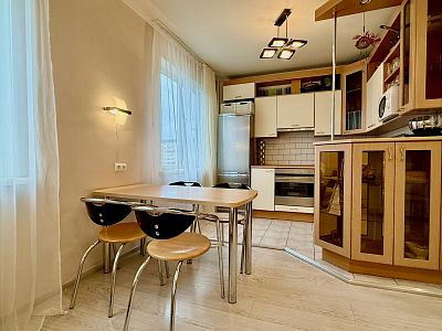 Снять квартиру г Санкт-Петербург, пр-кт Испытателей, д 33 79000 рублей