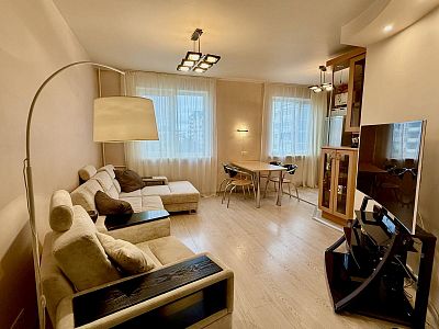 Снять квартиру г Санкт-Петербург, пр-кт Испытателей, д 33 79000 рублей
