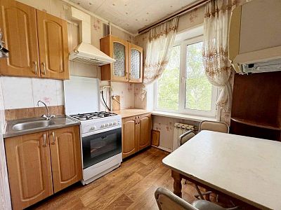 Снять квартиру г Хабаровск, ул Панфиловцев, д 17 38000 рублей