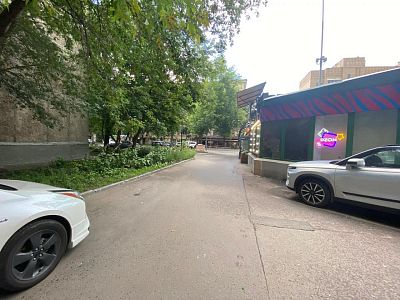 Купить квартиру г Москва, ул Октябрьская, д 35 20000000 рублей