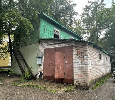 Снять гараж Московская обл, г Серпухов, ул Физкультурная, д 6 110000 рублей