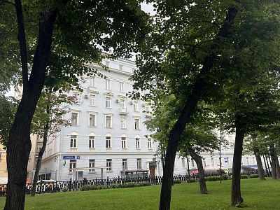 Купить квартиру г Москва, Никитский б-р, д 12 149000000 рублей