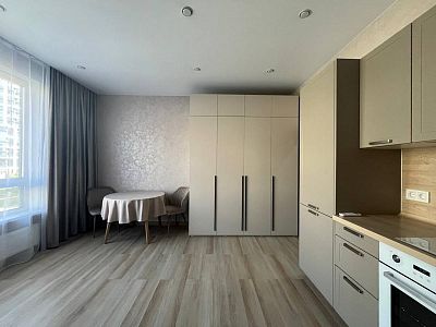 Снять квартиру г Москва, Чкаловский б-р, д 6 70000 рублей
