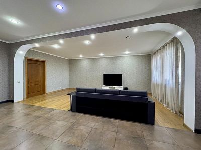 Купить квартиру г Сочи, р-н Адлерский, ул Демократическая, д 43 25000000 рублей