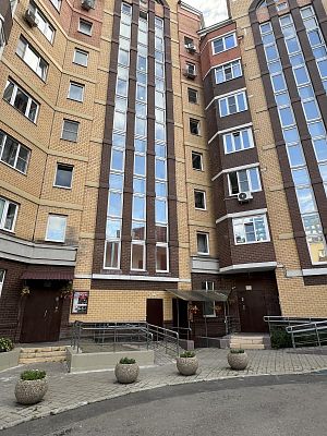 Купить квартиру г Москва, ул Большая Серпуховская, д 40 стр 2 49900000 рублей