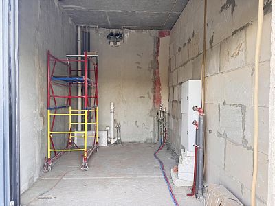 Снять в аренду помещение свободного назначения Московская область, Ленинский городской округ, деревня Сапроново, микрорайон Купелинка, квартал Центральный, 9 45000 рублей