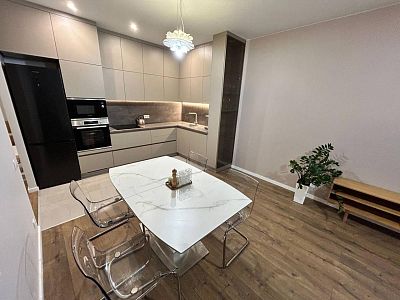 Снять квартиру Москва, Олонецкая улица, 6 210000 рублей