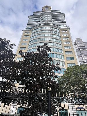 Купить квартиру г Москва, ул Маршала Бирюзова, д 32 к 1 80000000 рублей