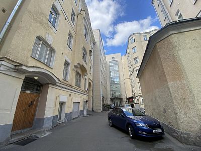 Купить квартиру г Москва, ул Малая Дмитровка, д 23/15 стр 2 50000000 рублей