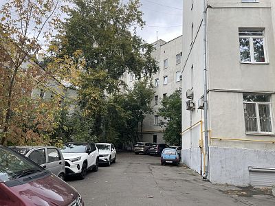 Купить квартиру г Москва, Хохловский пер, д 15 65000000 рублей