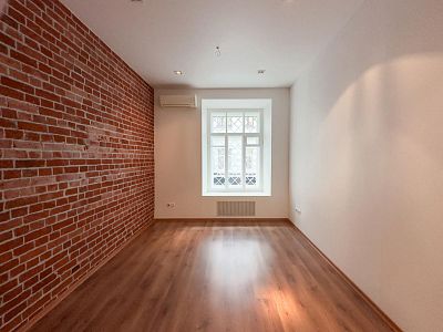 Купить офис г Москва, ул Тверская, д 12 стр 7 15147500 рублей