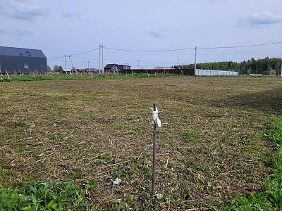 Купить земельный участок Московская область, муниципальный округ Истра, деревня Загорье, коттеджный посёлок Рижские зори, 2090 2000000 рублей