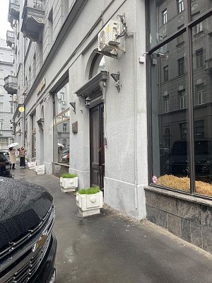 Купить квартиру г Москва, ул Солянка, д 1/2 стр 2 83000000 рублей