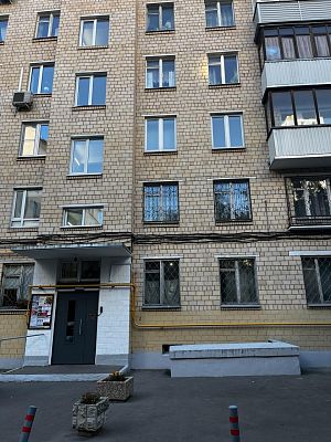 Купить квартиру г Москва, ул Плющиха, д 33 25000000 рублей