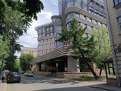 Снять в аренду помещение свободного назначения г Москва, Малый Лёвшинский пер, д 14/9 стр 1 349000 рублей