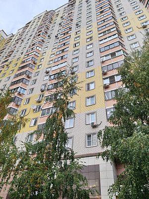Купить квартиру г Москва, ул Лётчика Ульянина, д 6 12000000 рублей
