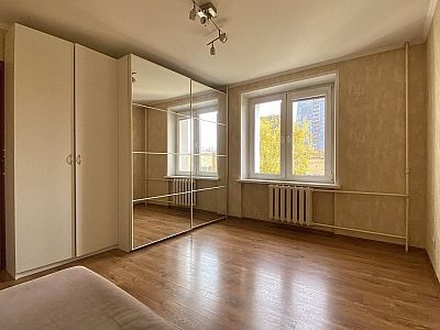 Снять квартиру г Москва, 2-й Мосфильмовский пер, д 3 65000 рублей